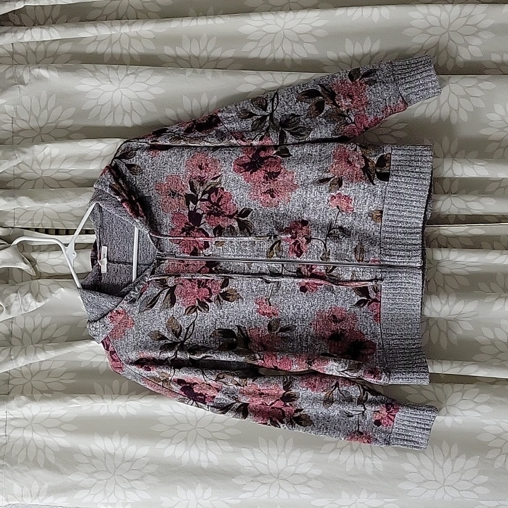 Maurices Hoodie Full Zip size Medium Floral Gray